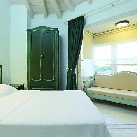 Swan Deluxe 1890 Cesme